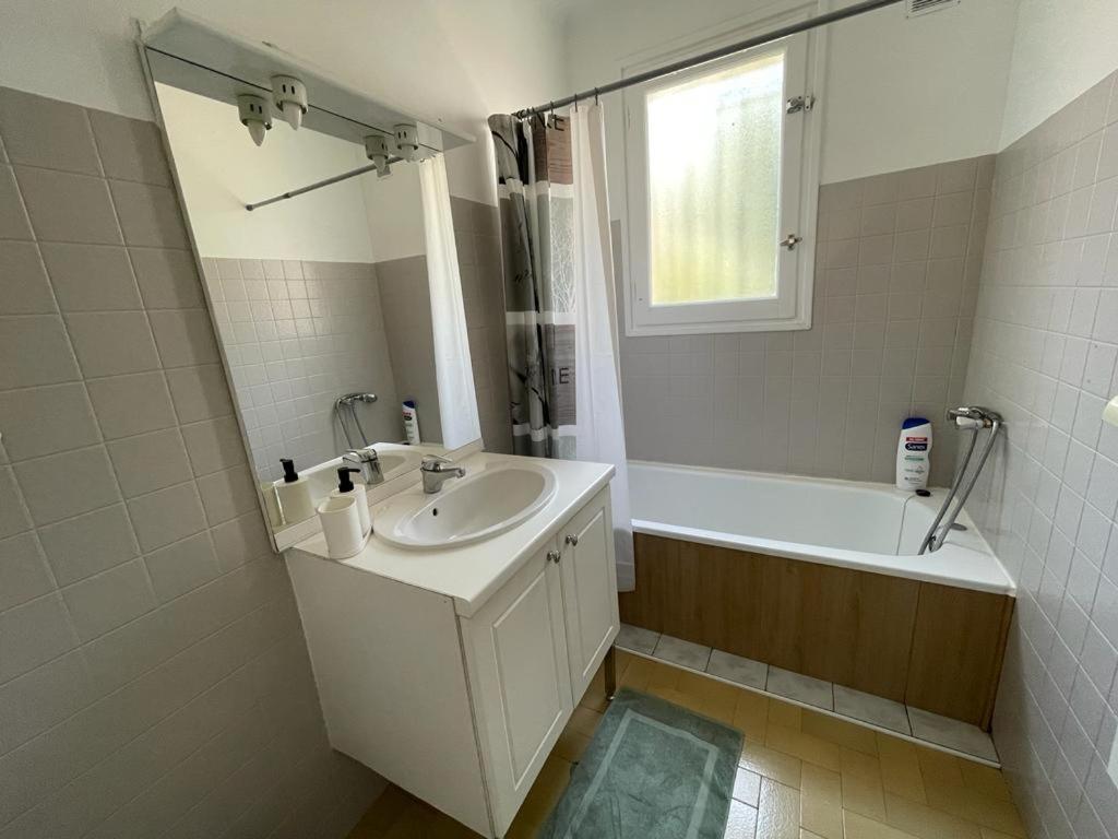 Lg Rite Appartement Avec Jardin Prades  Eksteriør billede